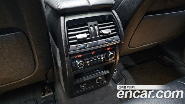 BMW X6 2016 — photo 17