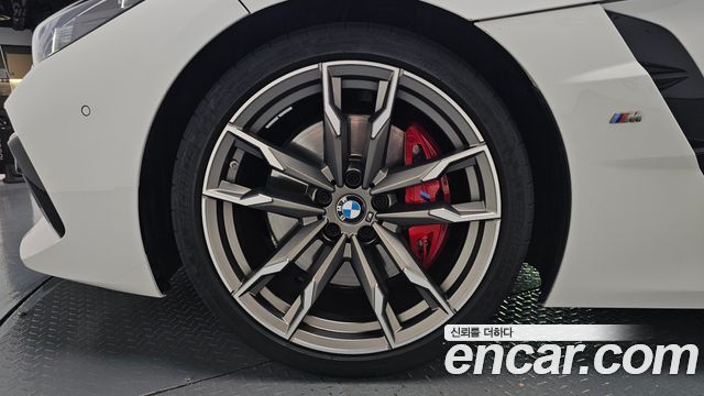 BMW Z4 2025 — photo 5