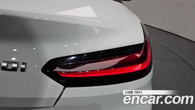 BMW Z4 2025 — photo 9
