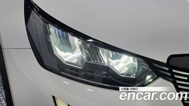 Peugeot 2008 2021 — photo 8