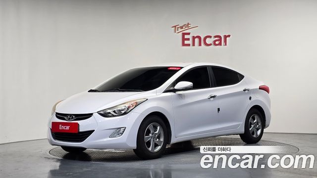 Hyundai AVANTE 2012 — photo 31