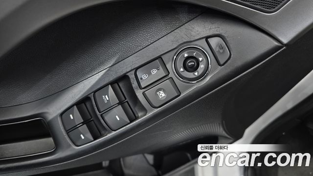 Hyundai AVANTE 2012 — photo 23