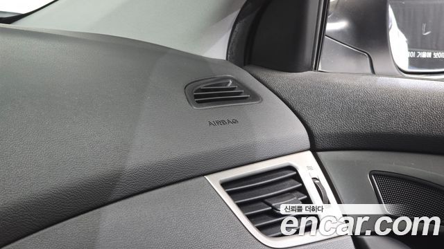 Hyundai AVANTE 2012 — photo 28