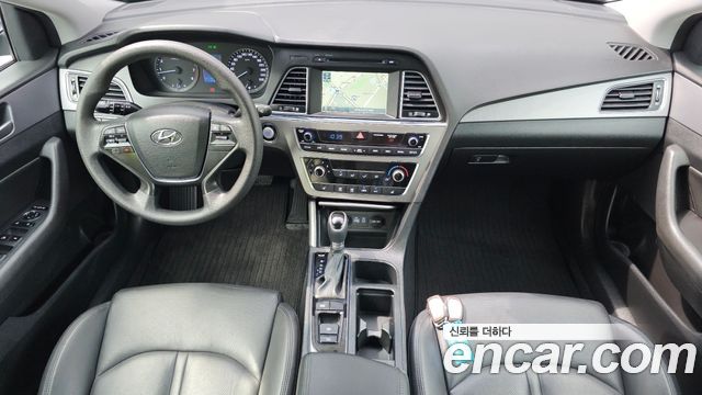 Hyundai Sonata 2016 — photo 10