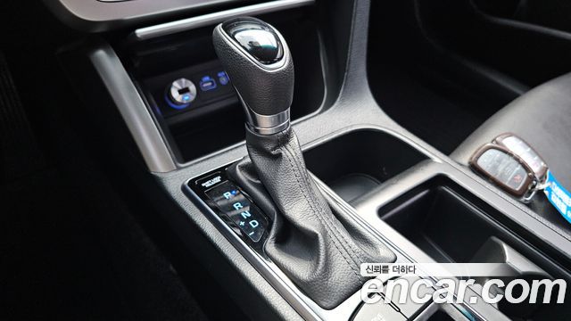 Hyundai Sonata 2016 — photo 12