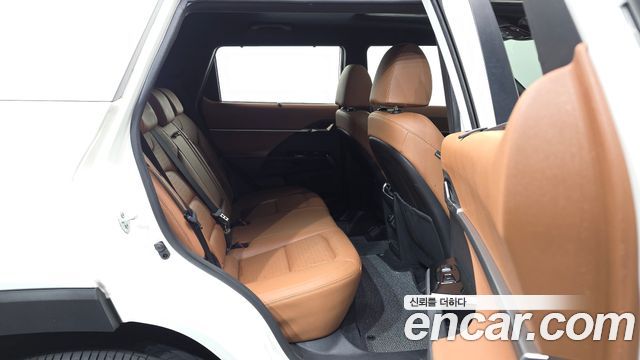 KG Mobility Torres 2023 — photo 18