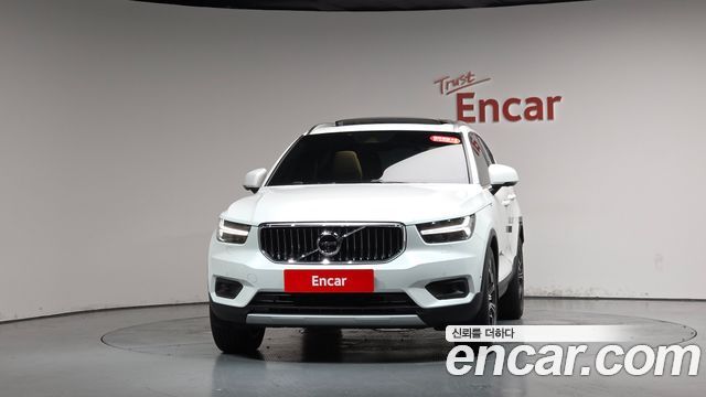 Volvo XC40 2019 — photo 3