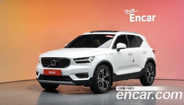 Volvo XC40 2019 — photo 1