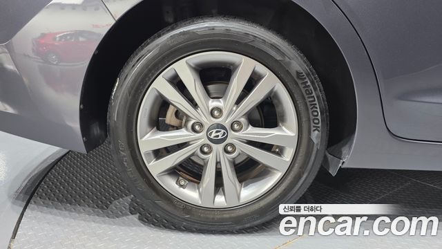 Hyundai AVANTE 2016 — photo 5