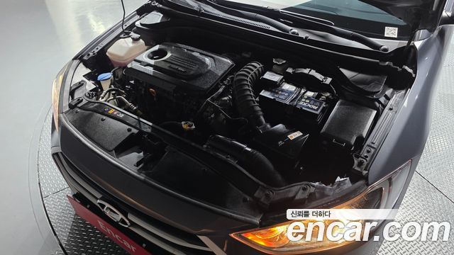 Hyundai AVANTE 2016 — photo 6