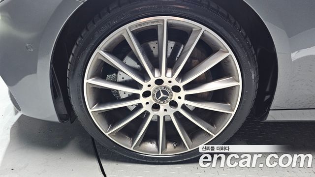 Mercedes-Benz E-Class 2017 — photo 5