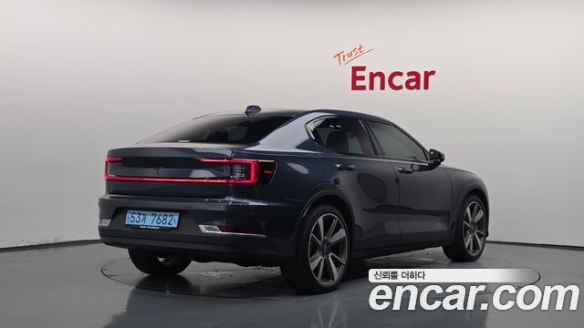 Polestar Polestar 2 2022 — photo 2