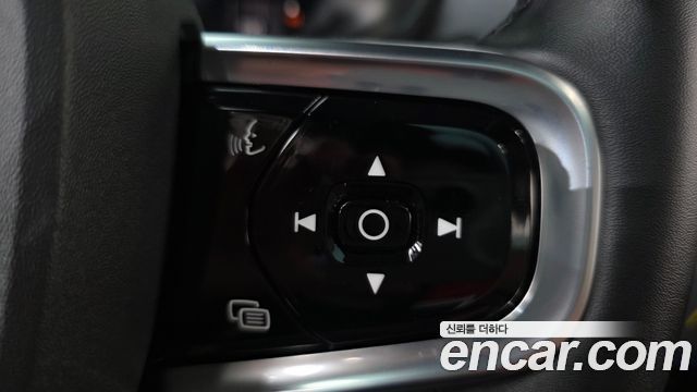 Polestar Polestar 2 2022 — photo 23