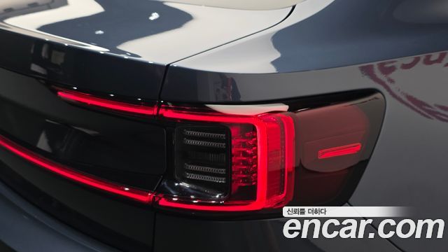 Polestar Polestar 2 2022 — photo 9