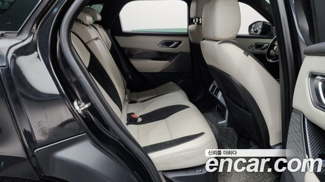 Land Rover Range Rover Velar 2018 — photo 12