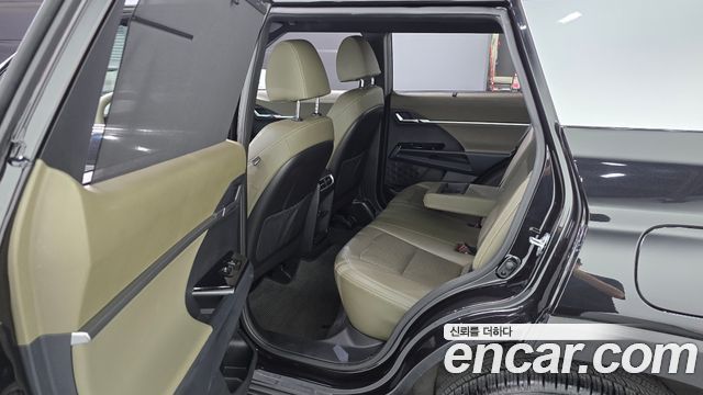 KG Mobility Torres 2023 — photo 11