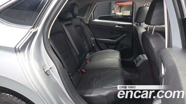 Volkswagen Jetta 2020 — photo 17