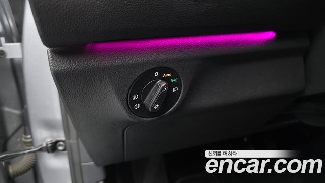 Volkswagen Jetta 2020 — photo 24