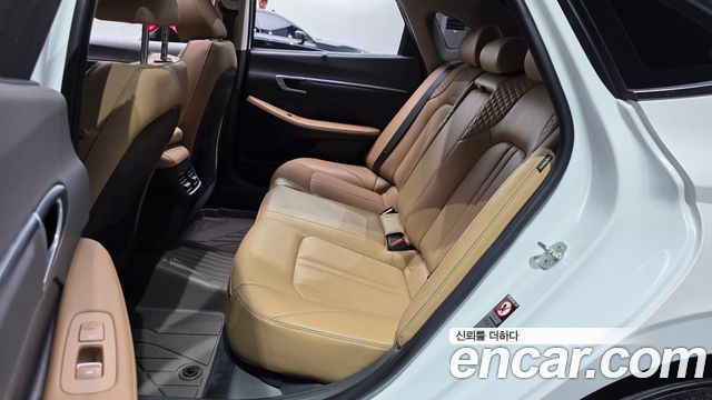 Hyundai Sonata 2021 — photo 17
