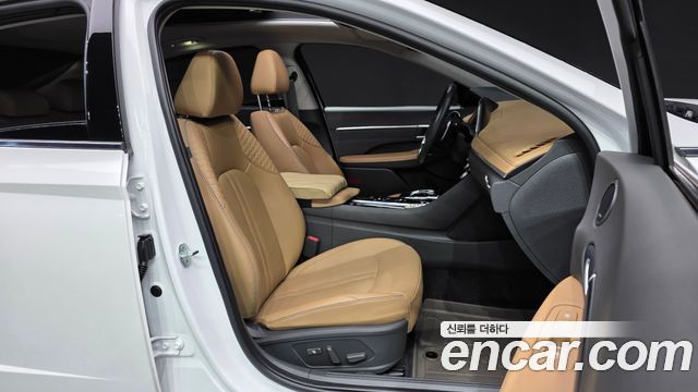 Hyundai Sonata 2021 — photo 16