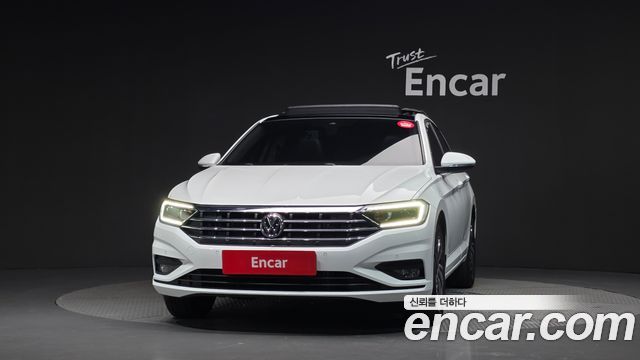 Volkswagen Jetta 2021 — photo 3