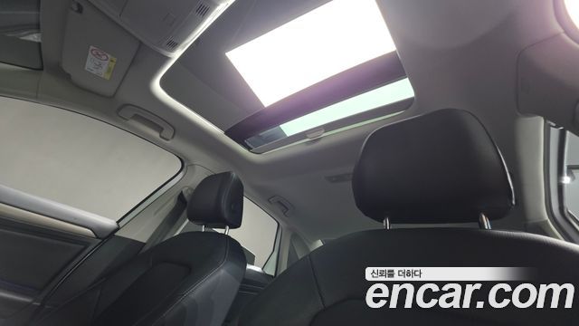 Volkswagen Jetta 2021 — photo 13