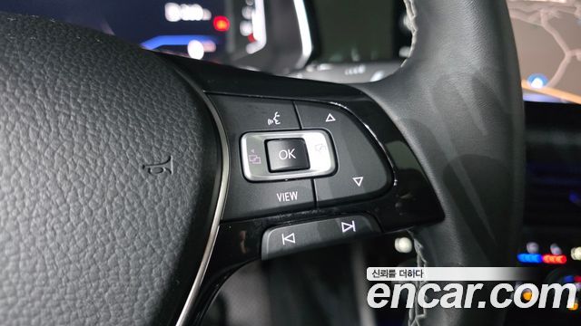 Volkswagen Jetta 2021 — photo 21