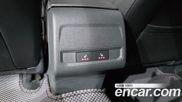 Volkswagen Jetta 2021 — photo 31