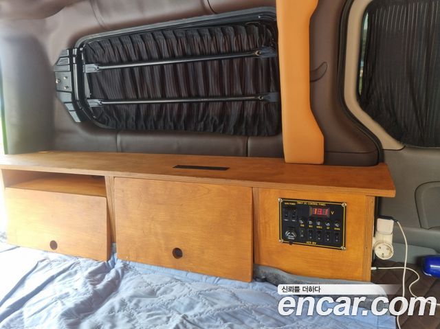 Hyundai Starex 2009 — photo 10
