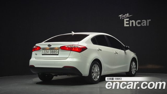Kia K3 2015 — photo 2