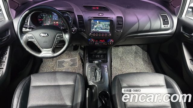 Kia K3 2015 — photo 7