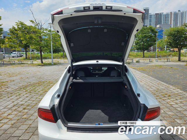 Audi S7 2013 — photo 9