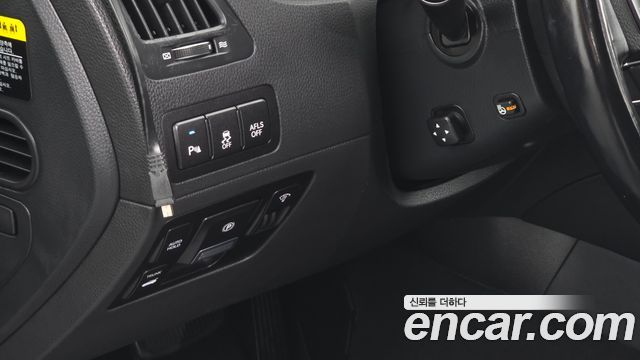 Hyundai Equus 2010 — photo 15