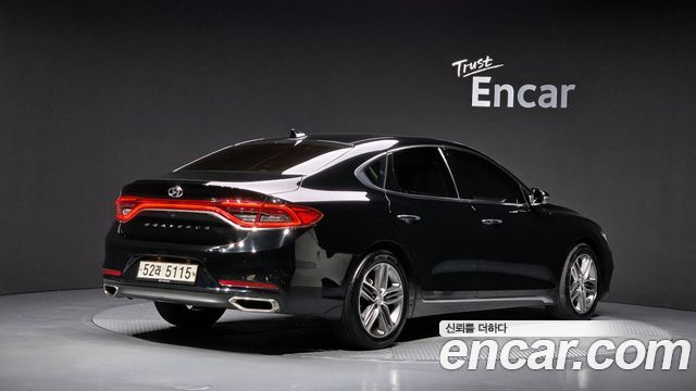 Hyundai Grandeur 2018 — photo 2
