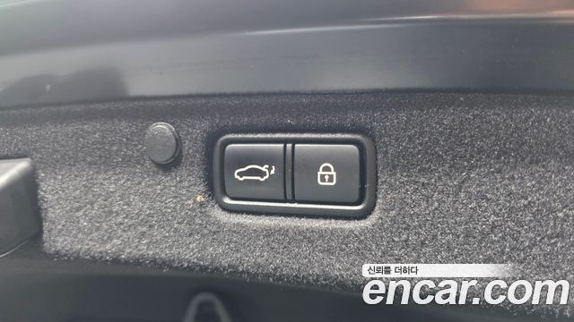 Hyundai Grandeur 2018 — photo 18