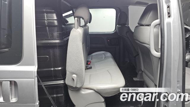 Hyundai Starex 2020 — photo 16