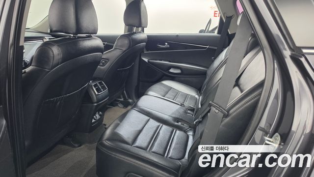 Kia Sorento 2018 — photo 17
