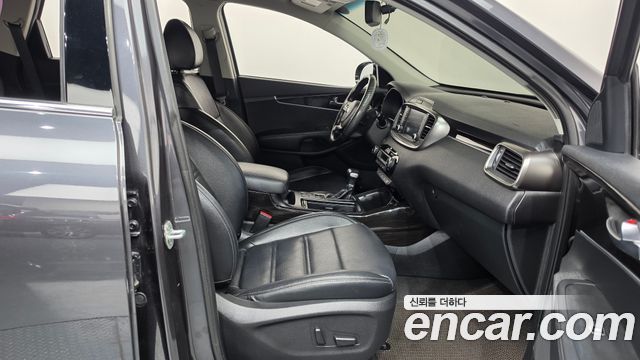 Kia Sorento 2018 — photo 16