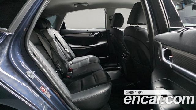 Hyundai Grandeur 2018 — photo 17