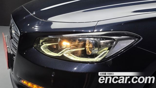 Hyundai Grandeur 2018 — photo 8