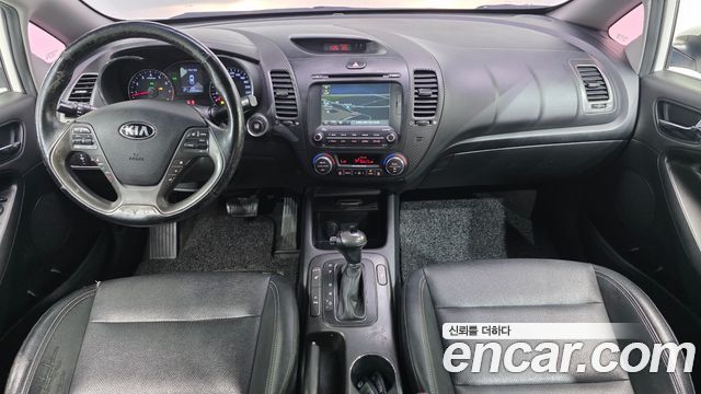 Kia K3 2015 — photo 7