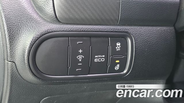 Kia K3 2015 — photo 14