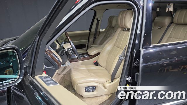 Land Rover Range Rover 2016 — photo 10
