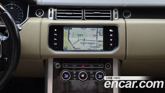 Land Rover Range Rover 2016 — photo 18