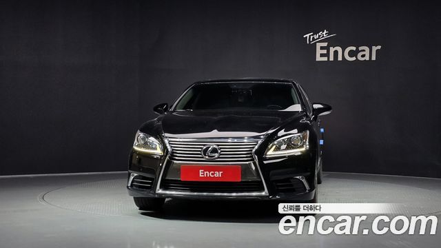Lexus LS 2013 — photo 3