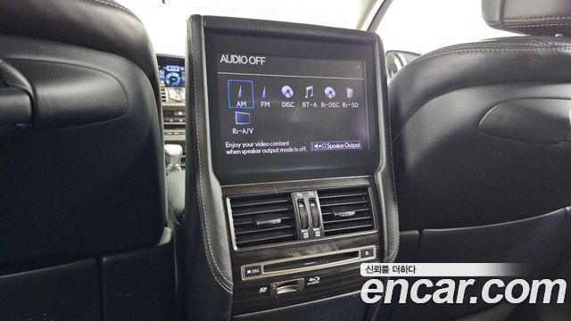 Lexus LS 2013 — photo 18