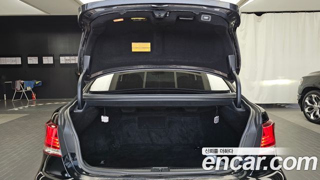 Lexus LS 2013 — photo 20