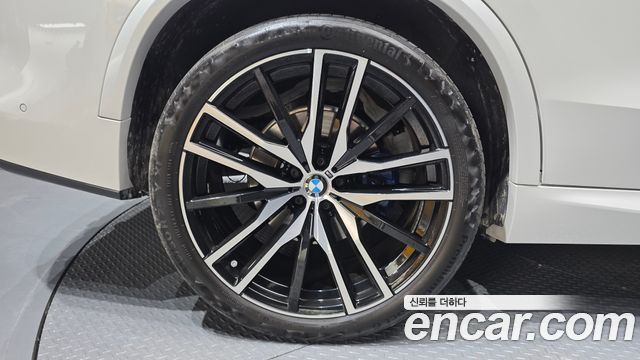 BMW X5 2022 — photo 5