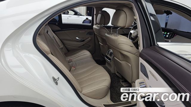 Mercedes-Benz S-Class 2015 — photo 12