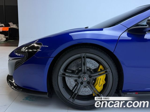 Mclaren 650S 2015 — photo 18